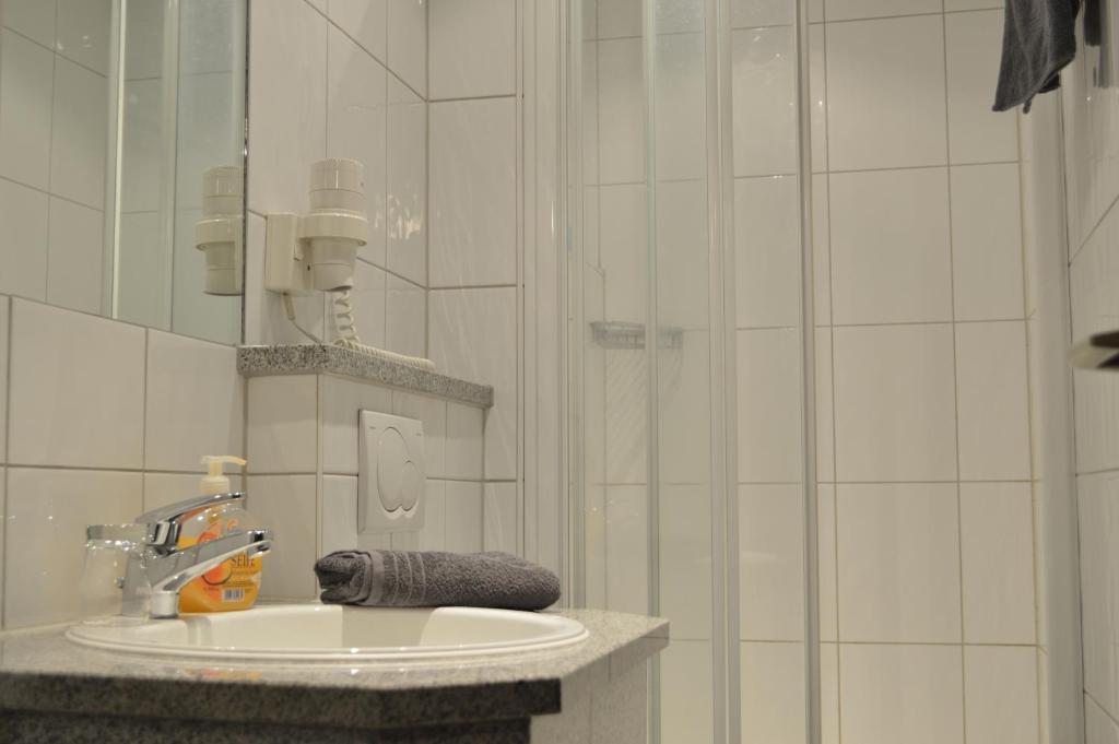 Abant Hotel Frankfurt Обертсхаузен Номер фото